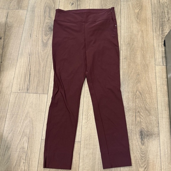 Athleta burgundy Ankle Cropped Pants 10 women’s - Picture 1 of 3